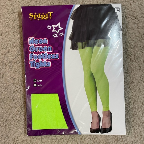 Spirit Halloween - Sweet Scarecrow Costume w/Accessories - Picture 8 of 9